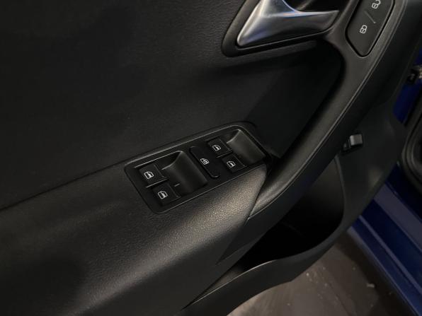 Volkswagen Polo V Рестайлинг с пробегом 2020 года, цена 1 530 000 рублей, 60829 км, седан, Автокод Объявления