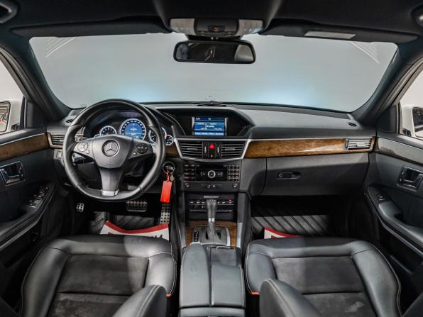 Mercedes-Benz E-Класс IV (W212 S212 C207) с пробегом 2010 года, цена 1 425 000 рублей, 274890 км, седан, Автокод Объявления