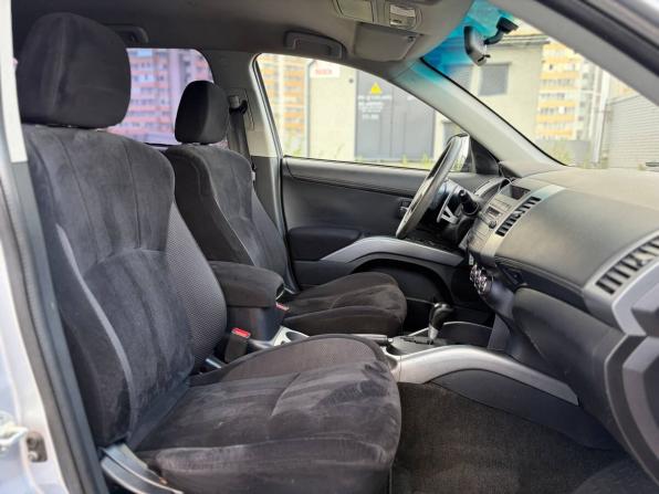 Mitsubishi Outlander II Рестайлинг с пробегом 2011 года, цена 795 000 рублей, 294000 км, внедорожник, Автокод Объявления