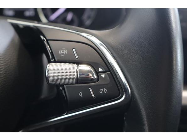 Skoda Rapid II с пробегом 2022 года, цена 1 871 000 рублей, 51000 км, лифтбек, Автокод Объявления