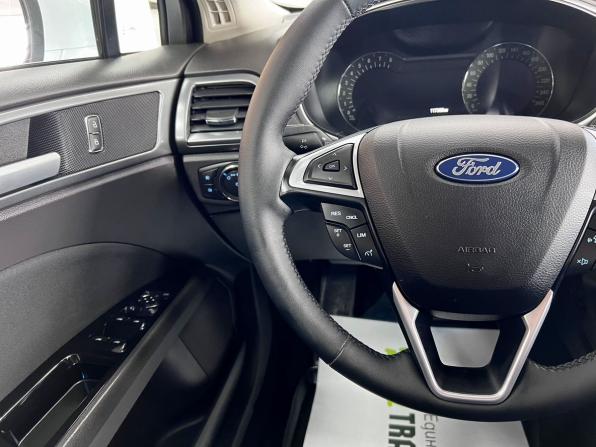 Ford Mondeo V с пробегом 2019 года, цена 1 895 000 рублей, 117588 км, седан, Автокод Объявления