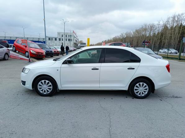 Skoda Rapid I с пробегом 2016 года, цена 949 995 рублей, 112804 км, лифтбек, Автокод Объявления