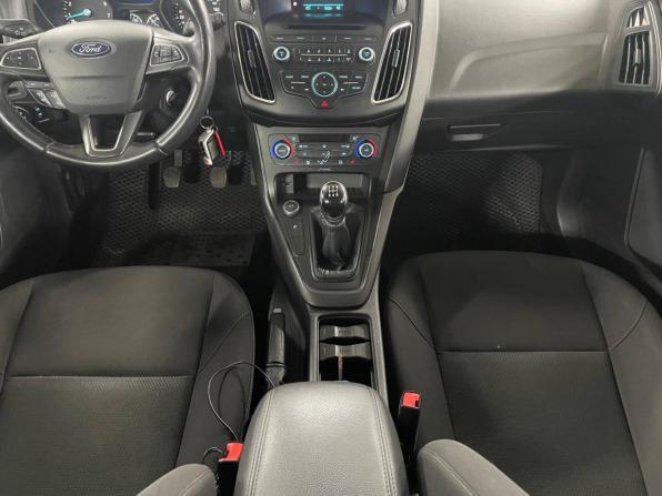Ford Focus III Рестайлинг с пробегом 2017 года, цена 999 000 рублей, 185000 км, хэтчбек, Автокод Объявления