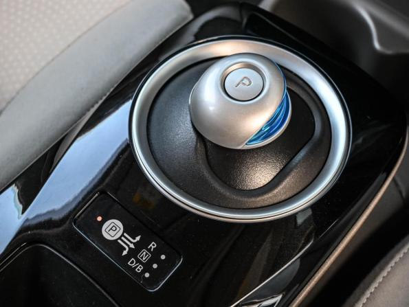 Nissan Leaf I (ZE0/AZE0) с пробегом 2016 года, цена 1 219 000 рублей, 70513 км, хэтчбек, Автокод Объявления