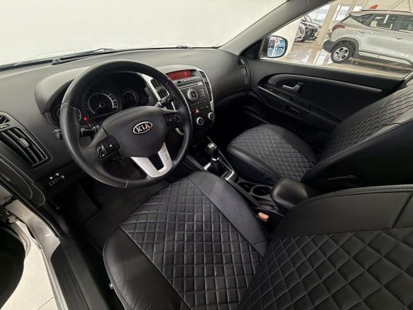 Kia Ceed I Рестайлинг с пробегом 2010 года, цена 520 000 рублей, 241070 км, хэтчбек, Автокод Объявления