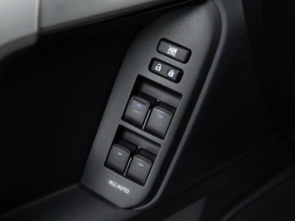 Toyota Land Cruiser Prado 150 Series Рестайлинг 2 с пробегом 2019 года, цена 5 127 077 рублей, 129168 км, внедорожник, Автокод Объявления
