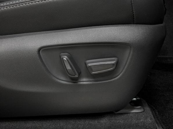 Toyota Land Cruiser Prado 250 Series с пробегом 2025 года, цена 10 450 000 рублей, 4841 км, внедорожник, Автокод Объявления