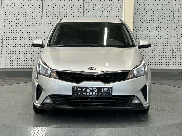 Kia Rio IV Рестайлинг с пробегом 2021 года, цена 1 210 000 рублей, 54199 км, седан, Автокод Объявления