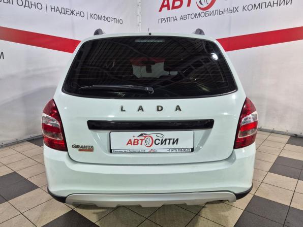 Lada (ВАЗ) Granta I Рестайлинг с пробегом 2023 года, цена 885 000 рублей, 53000 км, универсал, Автокод Объявления