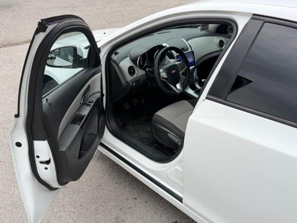 Chevrolet Cruze I Рестайлинг с пробегом 2014 года, цена 930 000 рублей, 94735 км, седан, Автокод Объявления