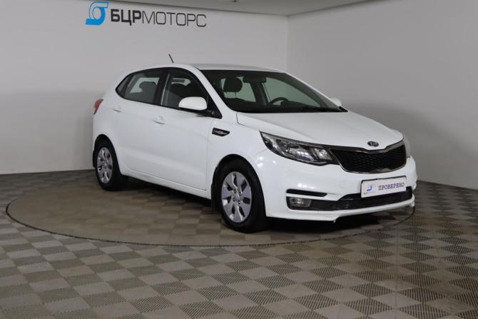 Kia Rio III Рестайлинг с пробегом 2016 года, цена 1 049 990 рублей, 142610 км, хэтчбек, Автокод Объявления