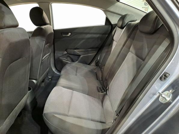 Hyundai Solaris II с пробегом 2017 года, цена 1 290 000 рублей, 119454 км, седан, Автокод Объявления