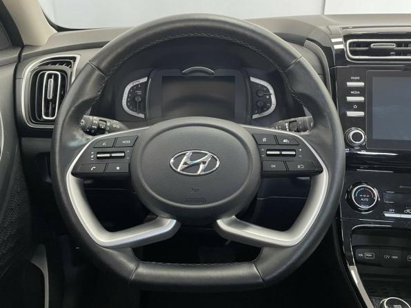 Hyundai Creta II с пробегом 2021 года, цена 2 673 600 рублей, 45345 км, внедорожник, Автокод Объявления