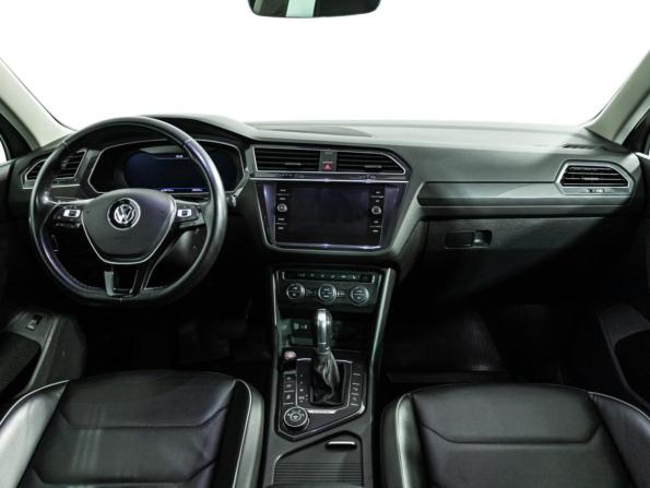 Volkswagen Tiguan II с пробегом 2017 года, цена 2 849 000 рублей, 139172 км, внедорожник, Автокод Объявления