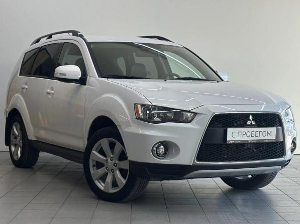Mitsubishi Outlander II Рестайлинг с пробегом 2010 года, цена 1 200 000 рублей, 266104 км, внедорожник, Автокод Объявления