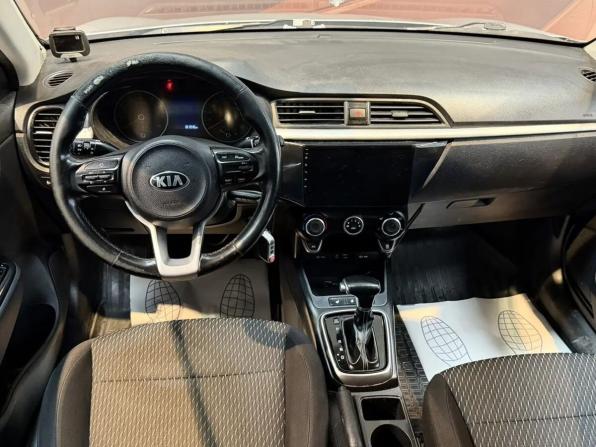 Kia Rio IV с пробегом 2018 года, цена 1 070 000 рублей, 190000 км, седан, Автокод Объявления