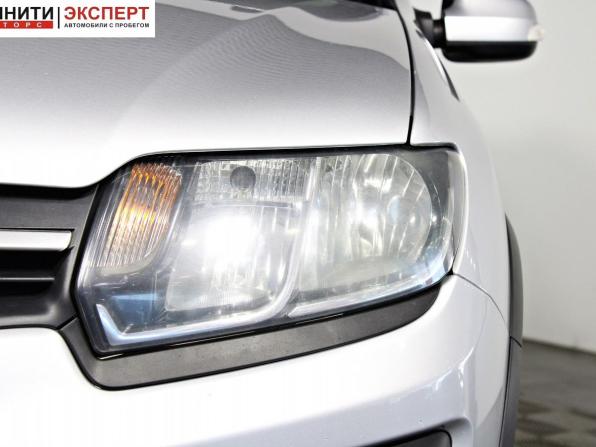 Renault Sandero II Рестайлинг с пробегом 2018 года, цена 1 047 000 рублей, 277651 км, хэтчбек, Автокод Объявления