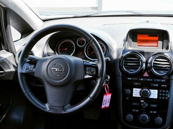 Opel Corsa D Рестайлинг II с пробегом 2013 года, цена 659 000 рублей, 160938 км, хэтчбек, Автокод Объявления