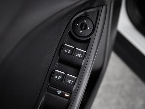 Ford Focus III Рестайлинг с пробегом 2017 года, цена 1 050 000 рублей, 115728 км, седан, Автокод Объявления