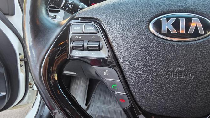 Kia Cerato III Рестайлинг (Classic) с пробегом 2019 года, цена 1 549 000 рублей, 100300 км, седан, Автокод Объявления