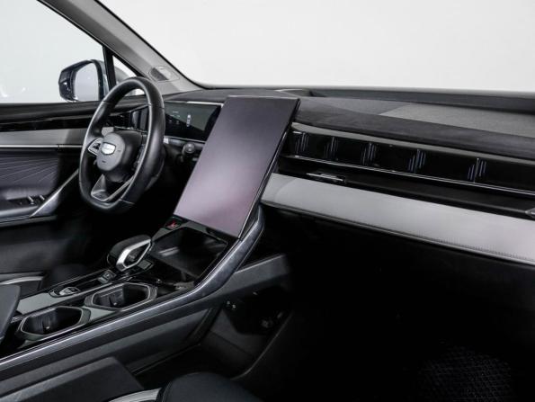 Geely Atlas II с пробегом 2023 года, цена 2 875 000 рублей, 16000 км, внедорожник, Автокод Объявления