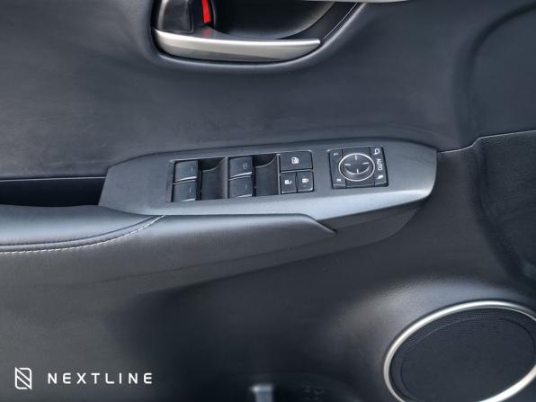 Lexus NX I с пробегом 2016 года, цена 2 890 000 рублей, 67460 км, внедорожник, Автокод Объявления