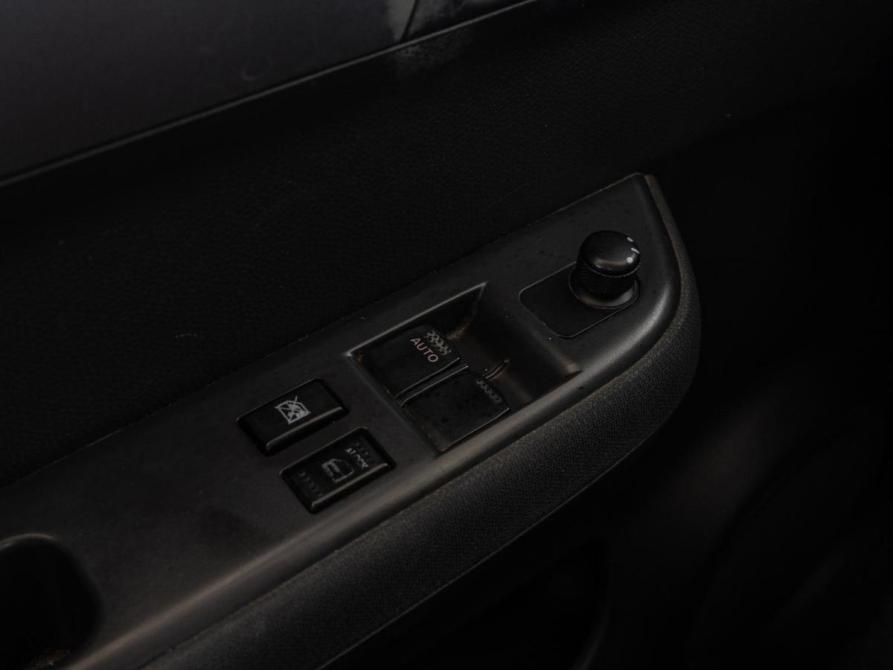 Suzuki Swift III Краснодар  - изображение 17