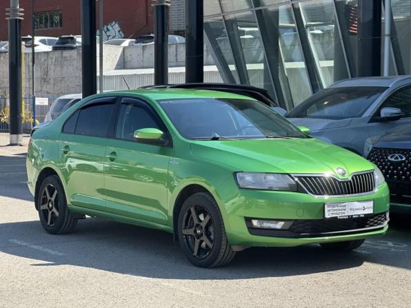Skoda Rapid I Рестайлинг с пробегом 2018 года, цена 1 325 000 рублей, 144000 км, лифтбек, Автокод Объявления