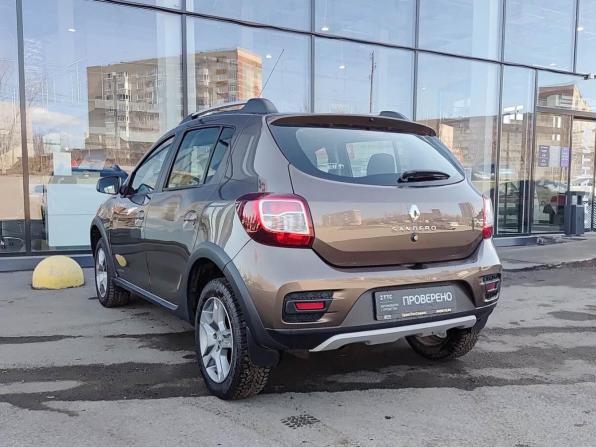 Renault Sandero II Рестайлинг с пробегом 2020 года, цена 1 159 000 рублей, 73002 км, хэтчбек, Автокод Объявления
