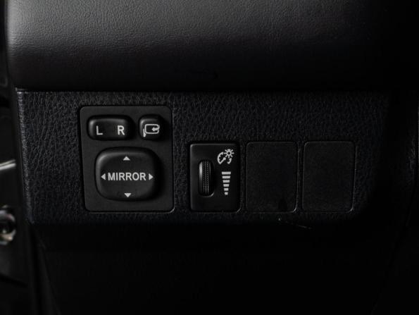 Toyota RAV4 IV (XA40) Рестайлинг с пробегом 2018 года, цена 2 679 000 рублей, 126197 км, внедорожник, Автокод Объявления