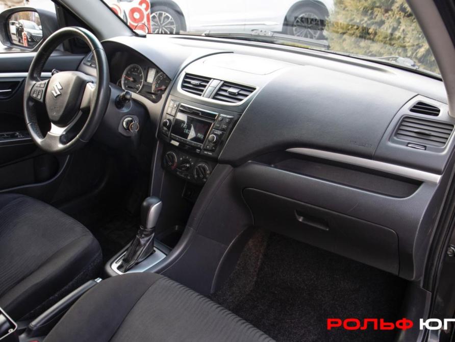 Suzuki Swift IV Москва  - изображение 7
