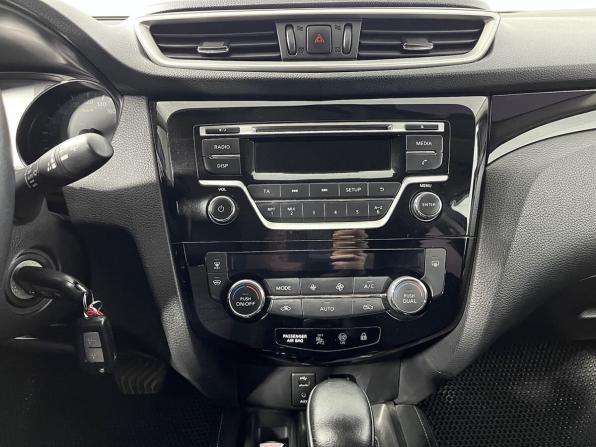 Nissan Qashqai II с пробегом 2017 года, цена 1 890 000 рублей, 71781 км, внедорожник, Автокод Объявления
