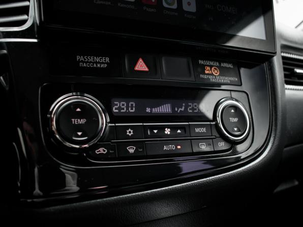 Mitsubishi Outlander III Рестайлинг 2 с пробегом 2017 года, цена 1 850 000 рублей, 105788 км, внедорожник, Автокод Объявления