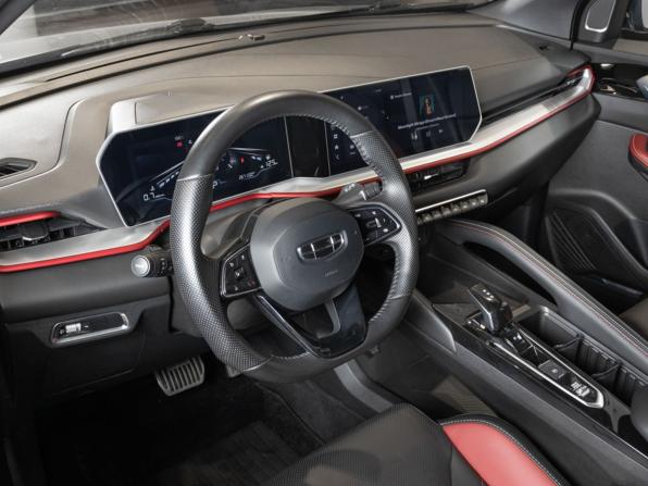 Geely Coolray I Рестайлинг с пробегом 2024 года, цена 2 259 900 рублей, 36250 км, внедорожник, Автокод Объявления