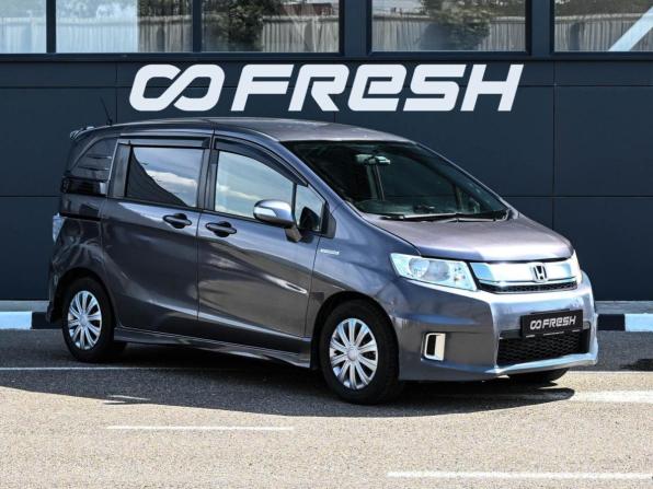 Honda Freed I Рестайлинг