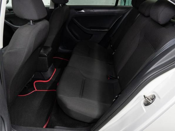 Volkswagen Jetta VI Рестайлинг с пробегом 2015 года, цена 1 025 000 рублей, 230050 км, седан, Автокод Объявления