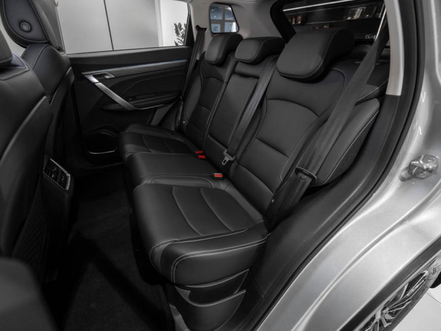 Geely Atlas Pro Москва  - изображение 12