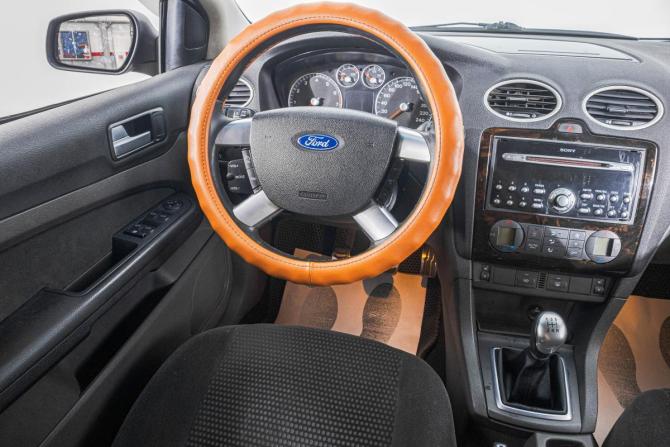 Ford Focus II с пробегом 2006 года, цена 659 000 рублей, 380000 км, седан, Автокод Объявления