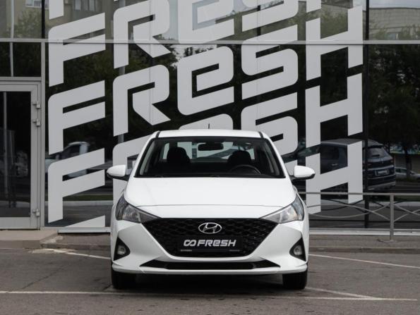 Hyundai Solaris II с пробегом 2020 года, цена 1 557 000 рублей, 92518 км, седан, Автокод Объявления