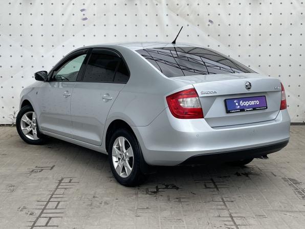 Skoda Rapid I с пробегом 2014 года, цена 1 090 000 рублей, 140419 км, лифтбек, Автокод Объявления