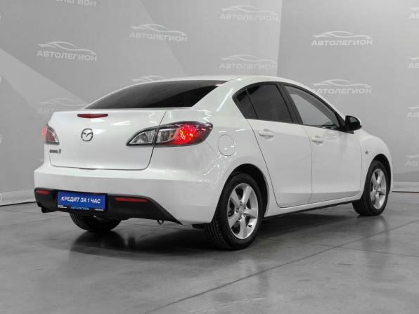 Mazda 3 II (BL) Рестайлинг с пробегом 2011 года, цена 1 020 000 рублей, 150500 км, седан, Автокод Объявления