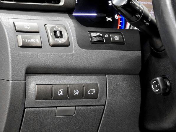Lexus LX III с пробегом 2008 года, цена 2 699 000 рублей, 214550 км, внедорожник, Автокод Объявления