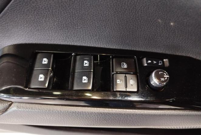 Toyota Camry VIII (XV70) с пробегом 2019 года, цена 2 850 000 рублей, 129772 км, седан, Автокод Объявления