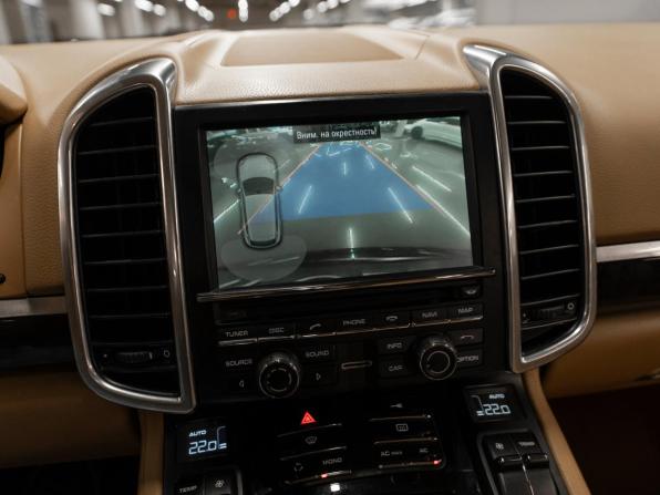 Porsche Cayenne II (958) с пробегом 2011 года, цена 1 795 000 рублей, 246289 км, внедорожник, Автокод Объявления