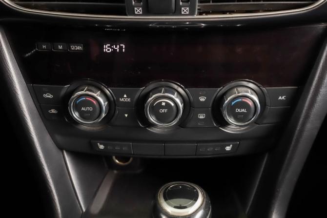 Mazda 6 III (GJ) с пробегом 2013 года, цена 1 349 000 рублей, 245000 км, седан, Автокод Объявления