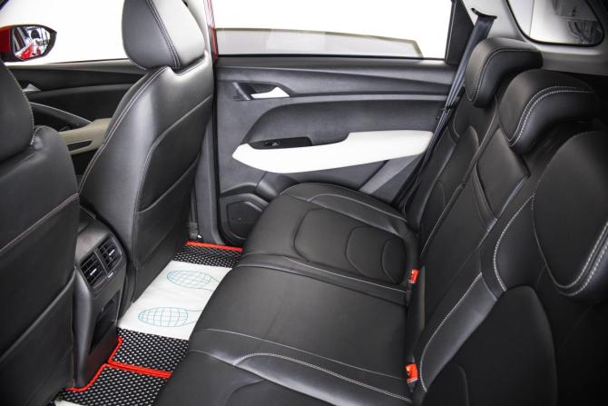 Chevrolet Captiva II с пробегом 2022 года, цена 2 149 000 рублей, 37000 км, внедорожник, Автокод Объявления