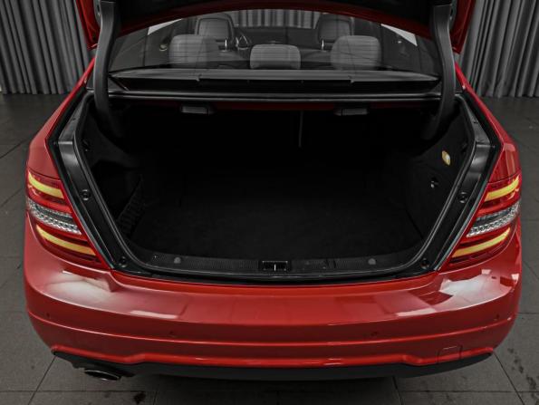 Mercedes-Benz C-Класс III (W204) Рестайлинг с пробегом 2012 года, цена 1 388 000 рублей, 160073 км, седан, Автокод Объявления