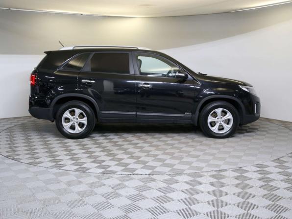 Kia Sorento II Рестайлинг с пробегом 2018 года, цена 1 890 000 рублей, 182000 км, внедорожник, Автокод Объявления
