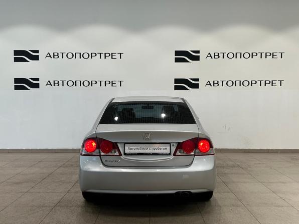 Honda Civic VIII с пробегом 2008 года, цена 529 000 рублей, 271801 км, седан, Автокод Объявления