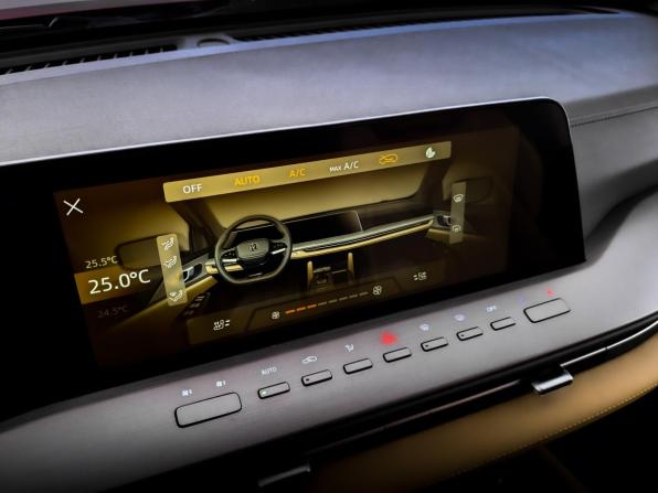 Changan Hunter Plus с пробегом 2023 года, цена 2 590 000 рублей, 45440 км, offers.body_type.unknown, Автокод Объявления